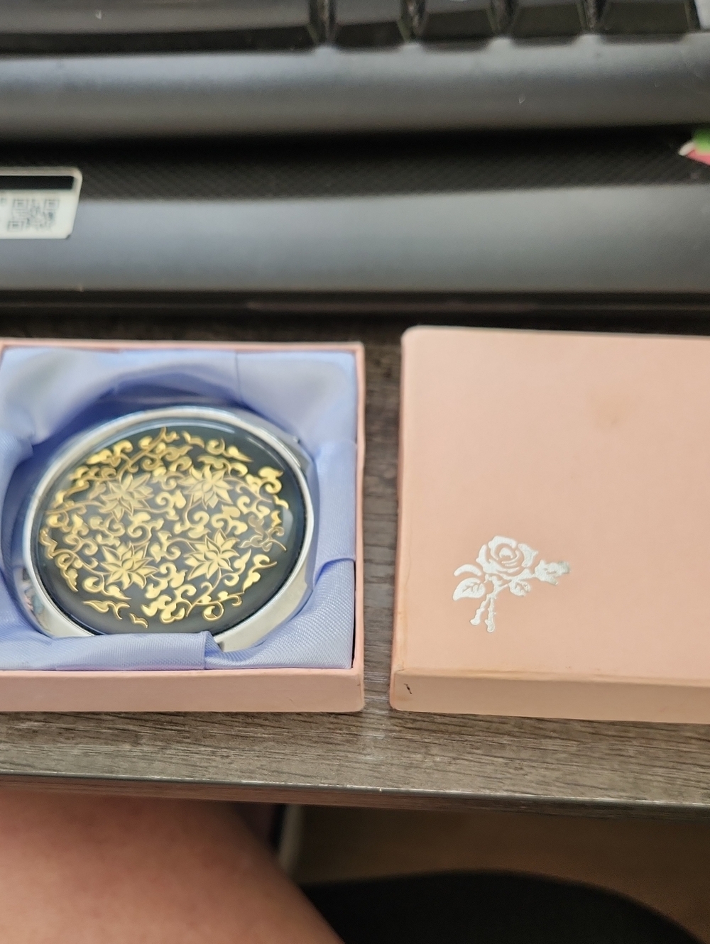 Vintage Compact Mirror Black and Gold - Women Accessories